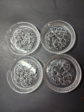 Vintage Crystal d'Arques Floral Glass Coasters -
Set of 4